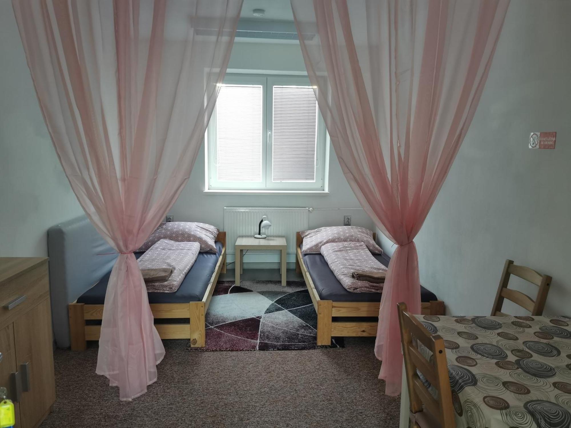 Appartement Living Bratislava & Bus Station & Mlynske Nivy Extérieur photo